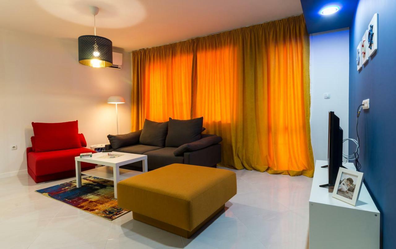 Pop Your Colors - Funky And Modern 1Bdr Apt By Flat Mаnager Пловдив Экстерьер фото